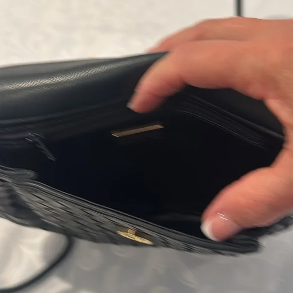 Beautiful Leather School of Florence Crossbody - Picture 8 of 12